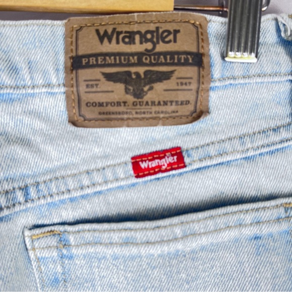 Wrangler Upcycled Cutoff Demim Jean Shorts Size 30 Cowboy Skeleton Zombie Art - Picture 4 of 9